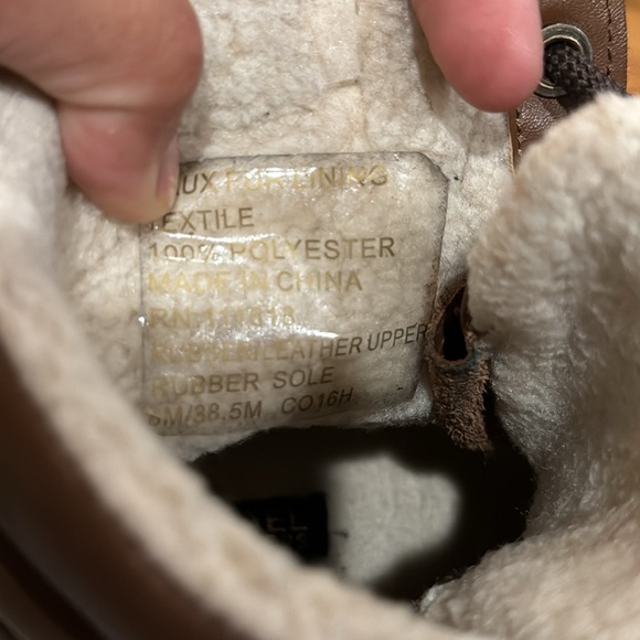 Michael Kors duck boots 🥾 leather upper and rubber sole - Picture 11 of 12